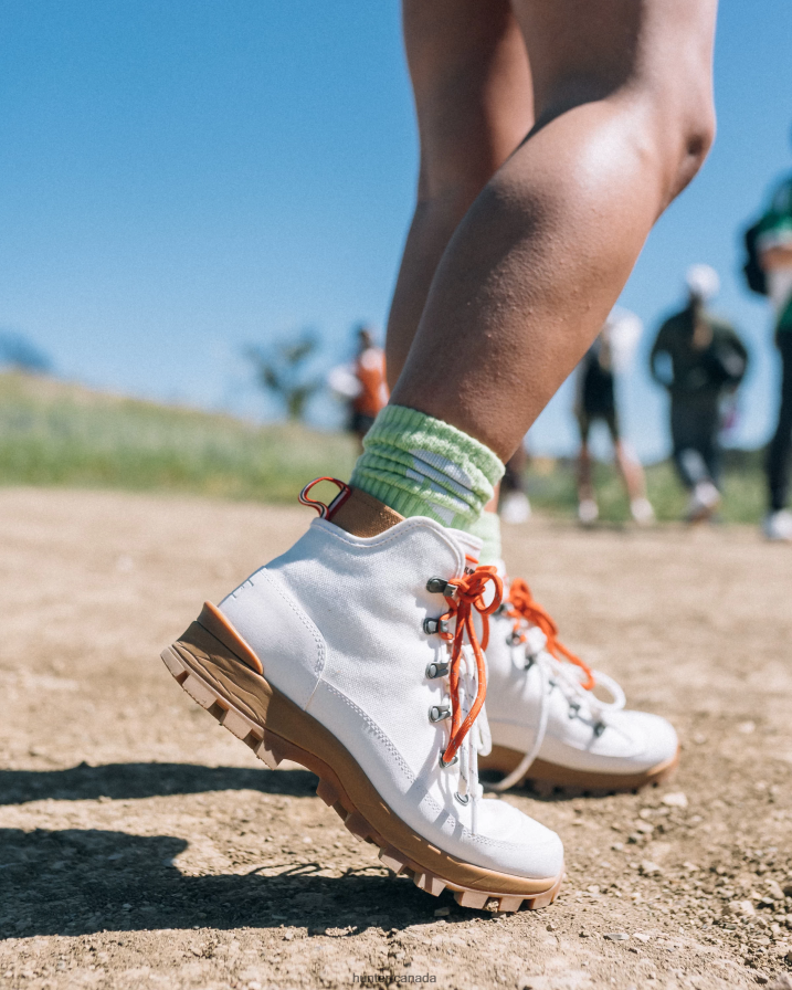 208Z2Z118 Hunter Canada - Hunter Women Canvas Desert Commando Boots Natural